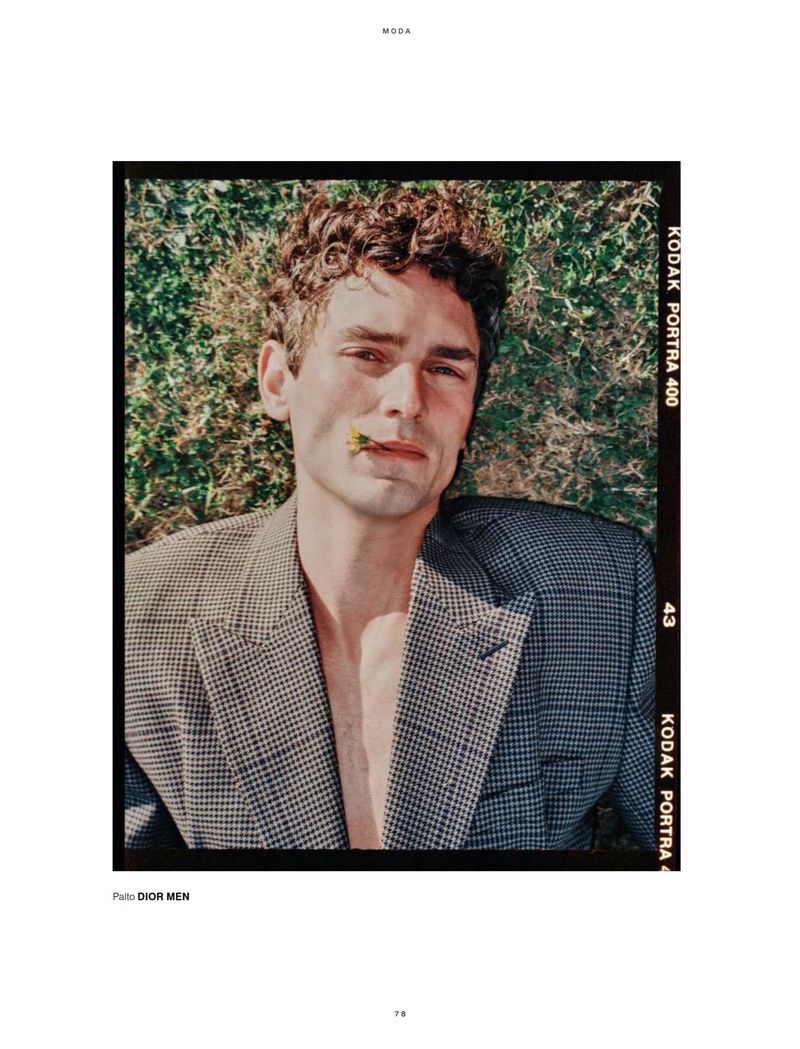 » Arthur Gosse Enjoys Golden Moments with L'Officiel Hommes Turkey Arthur Gosse LOfficiel Hommes Turkey 006