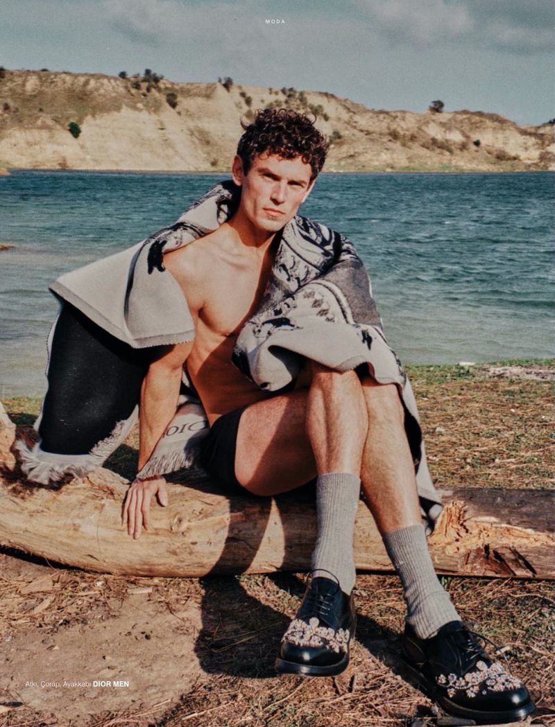 Arthur Gosse LOfficiel Hommes Turkey 010