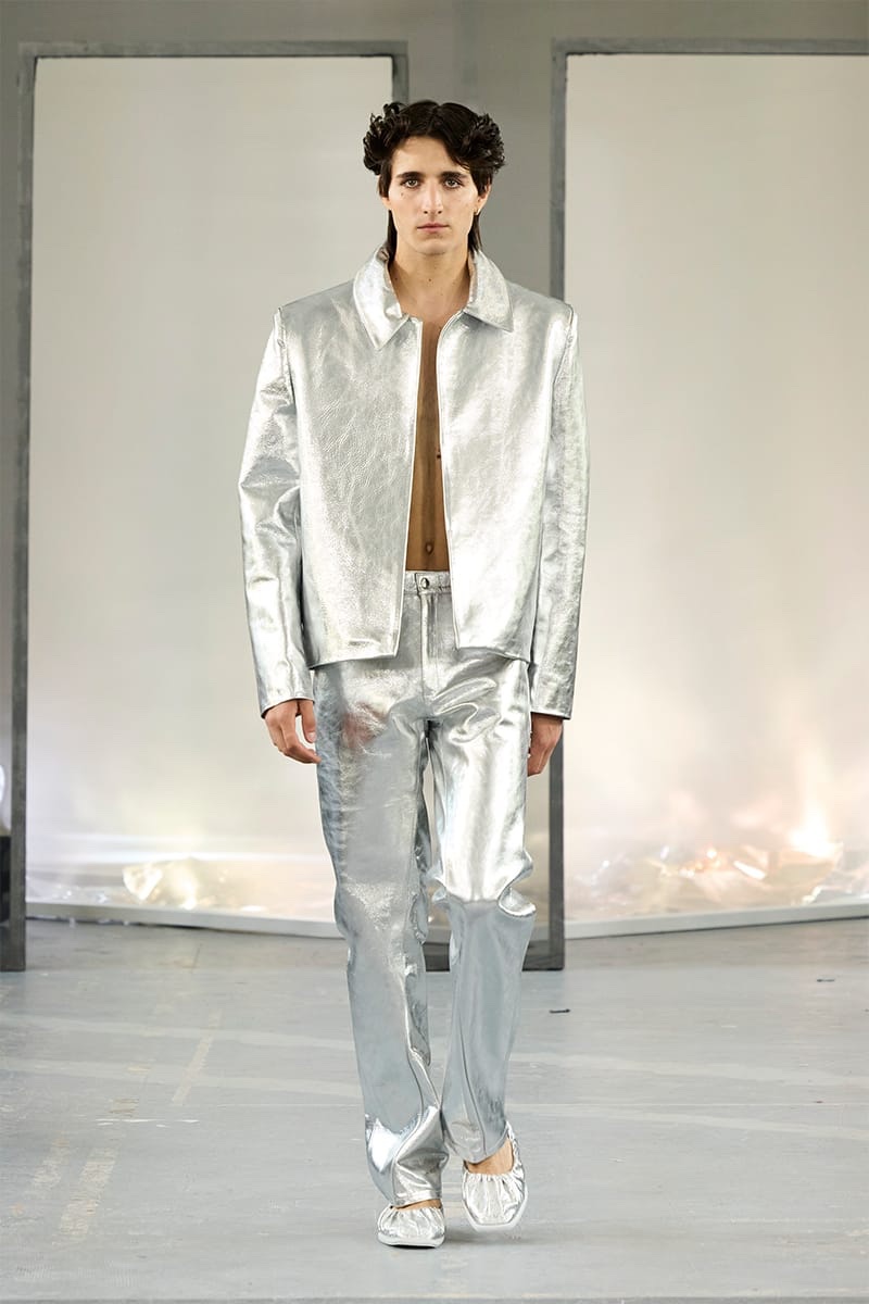 Skinny Guy Fashion 2024: How to Dress Well as a Slim Man