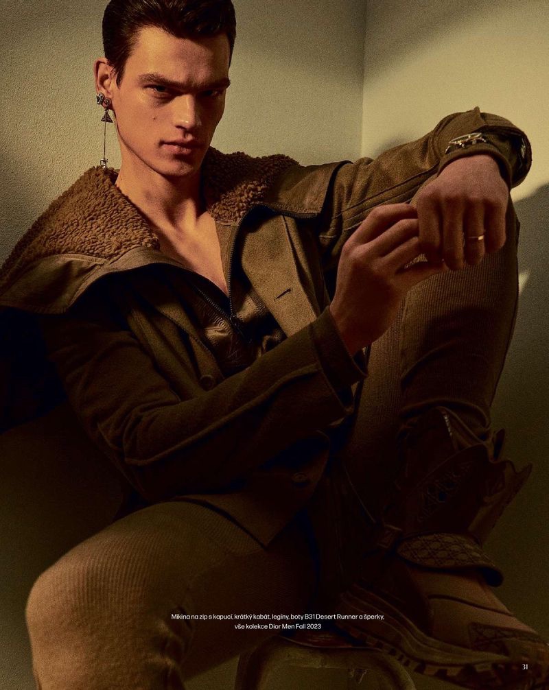 » Filip Hrivnak Sports Dior Men Fall Style for Esprit Filip Hrivnak Esprit Dior Men 2023 Editorial 007