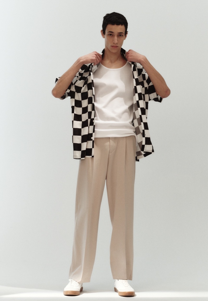» H&M's Threefold Approach to Summer 2023 Style HM Men Summer 2023 Street Lookbook 012