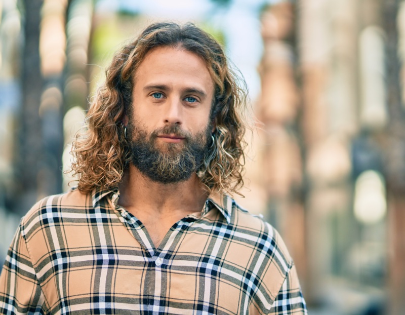 Long Curly Hair Men Shoulder Length » Long Curly Hair for Men: The Best Way to Style in 2025 Long Curly Hair Men Shoulder Length