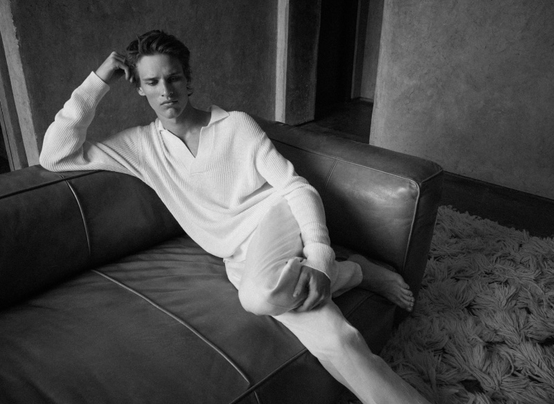 » Utter Stillness: Yeray Relaxes in Massimo Dutti Massimo Dutti 2023 Yeray Allgayer 007