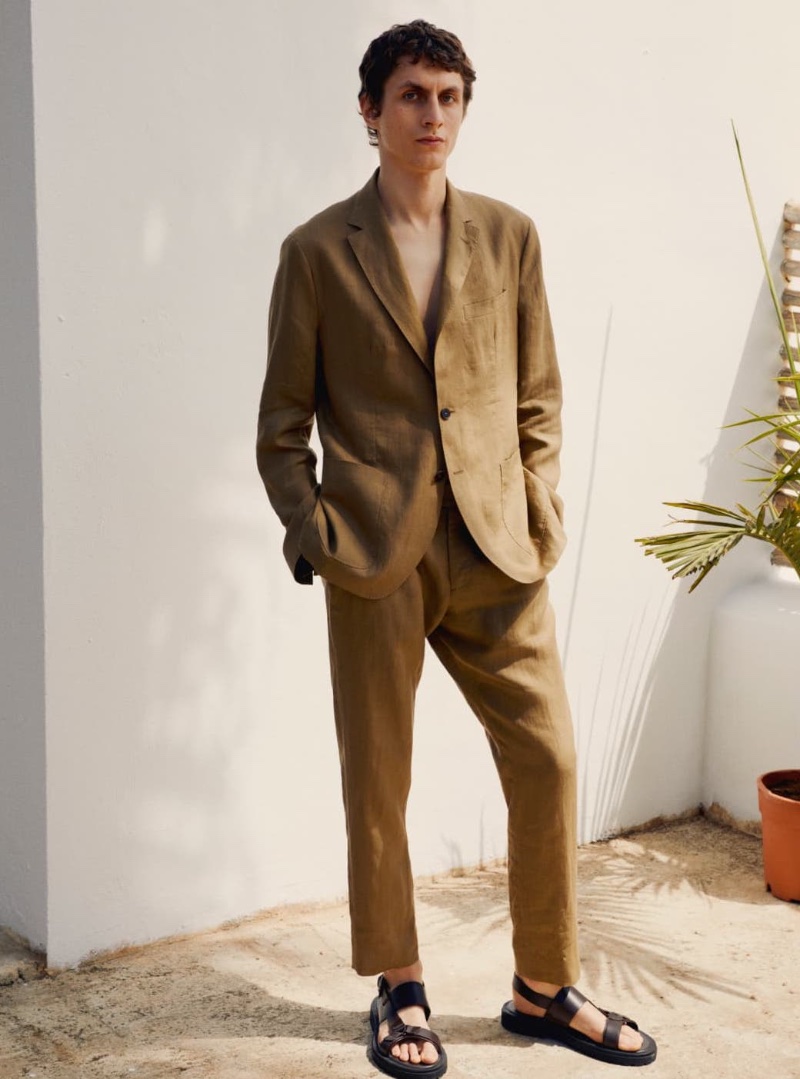 Massimo Dutti Men 2023 Henry Kitcher 010