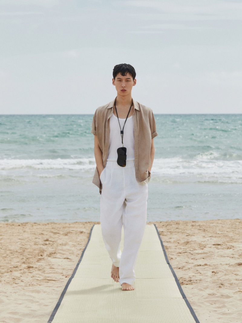 Massimo Dutti Masters the Art of Coastal Elegance