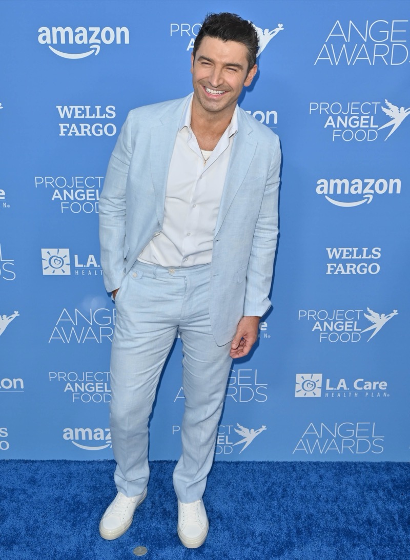 Stuart OKeeffe Light Blue Linen Suit White Sneakers