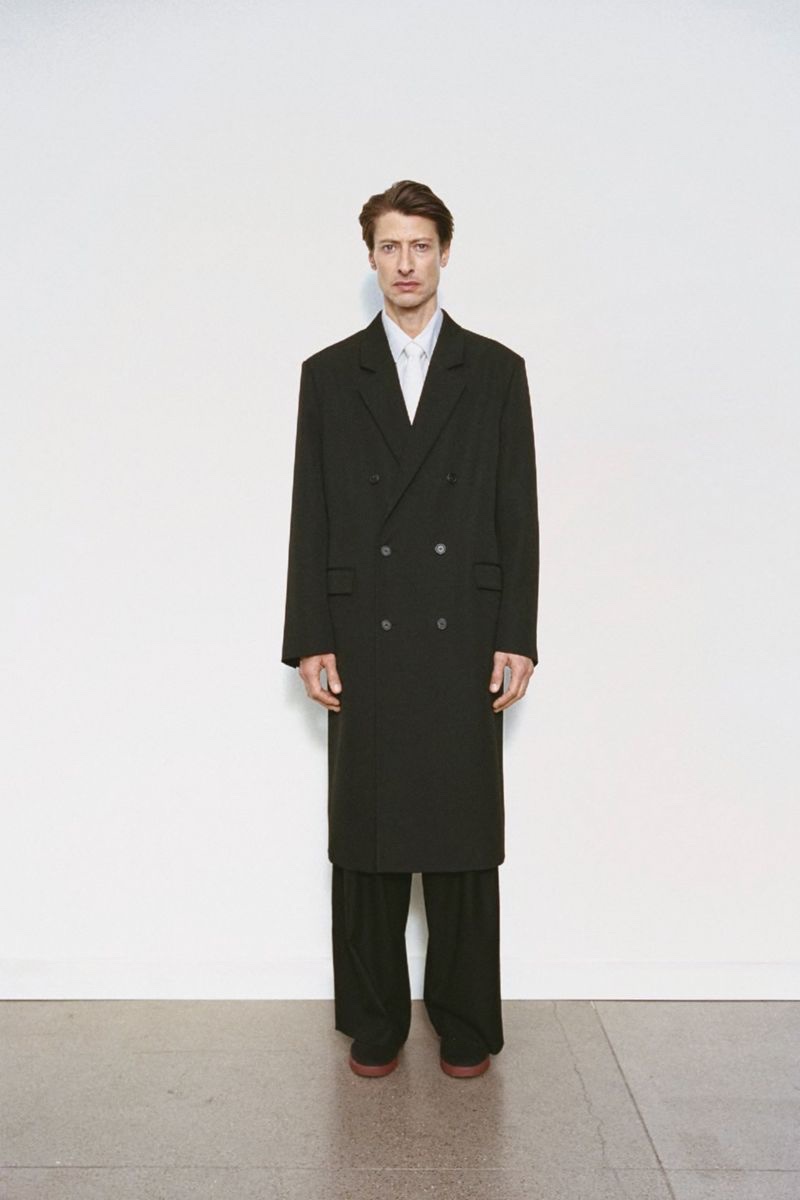 The Row Menswear Fall 2023 Quiet Luxury Jonas Mason 