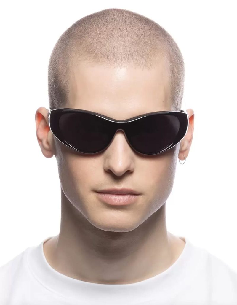 Wraparound Sunglasses for Men: Style & Protection