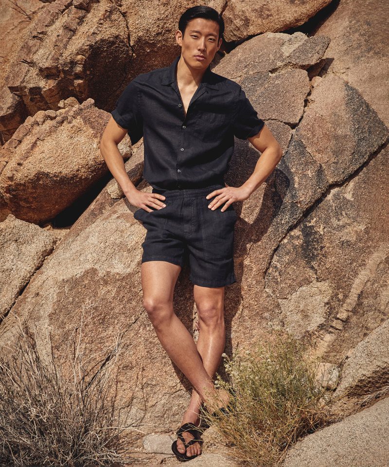 Todd Snyder 7 Inch Italian Linen Beach Short In Pitch Black » Mix & Match Todd Snyder's Linen for the Perfect Summer Outfit Todd Snyder 7 Inch Italian Linen Beach Short In Pitch Black