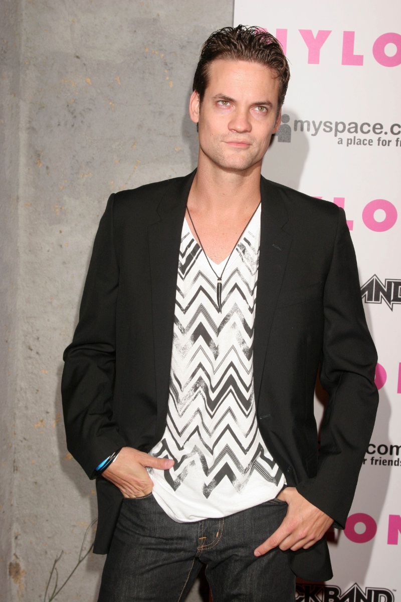 2000s Fashion Men Shane West 2008 Myspace Nylon Party Blazer Graphic Tee