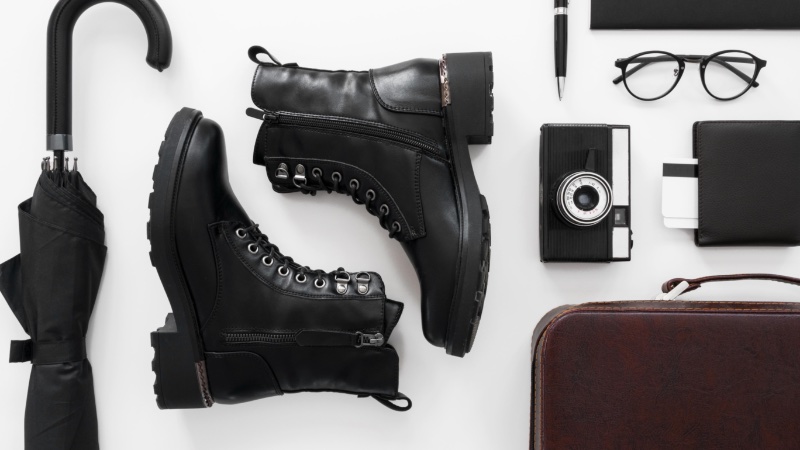 Black Laceup Boots Eyelets Accessories Men