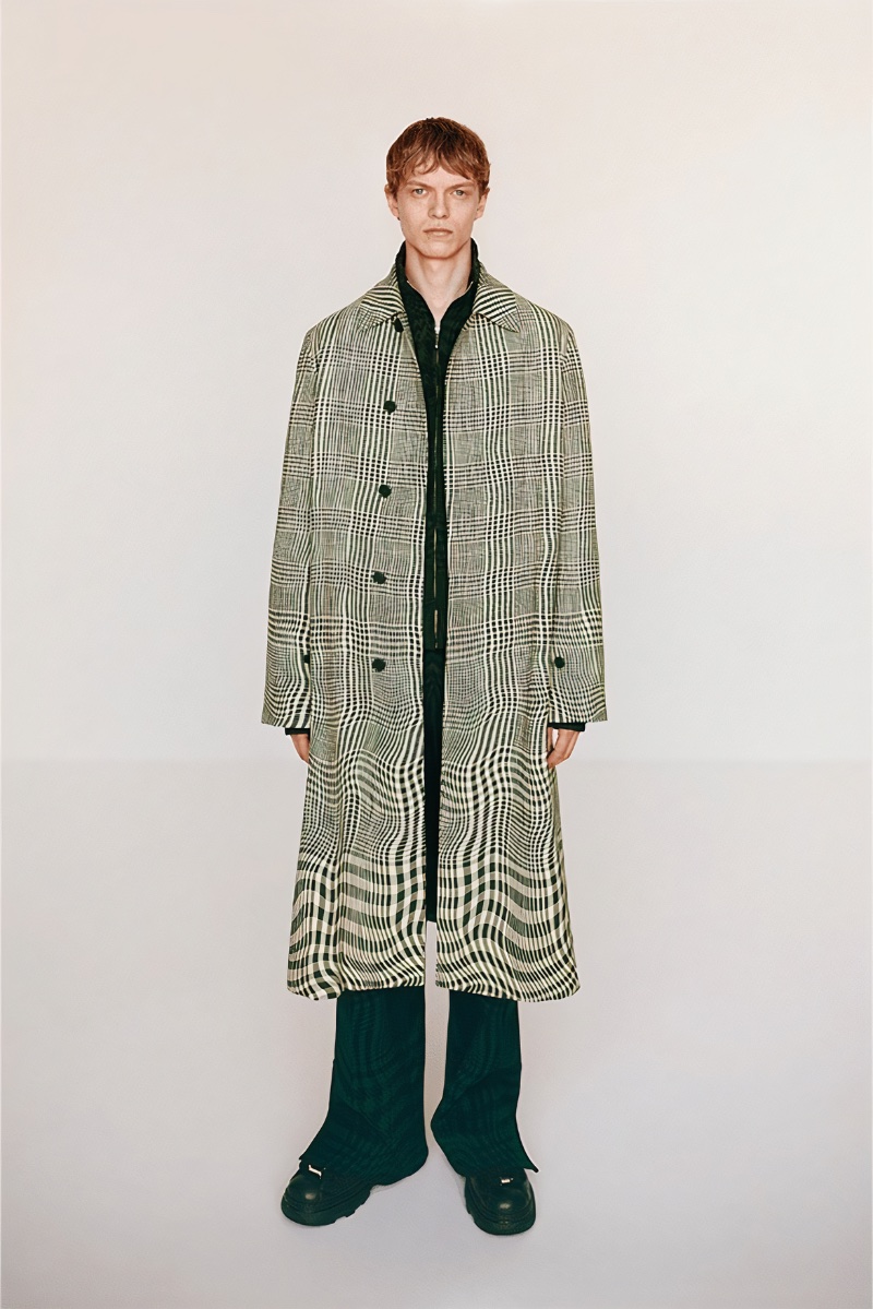 Burberry Resort 2024 Collection Men 002