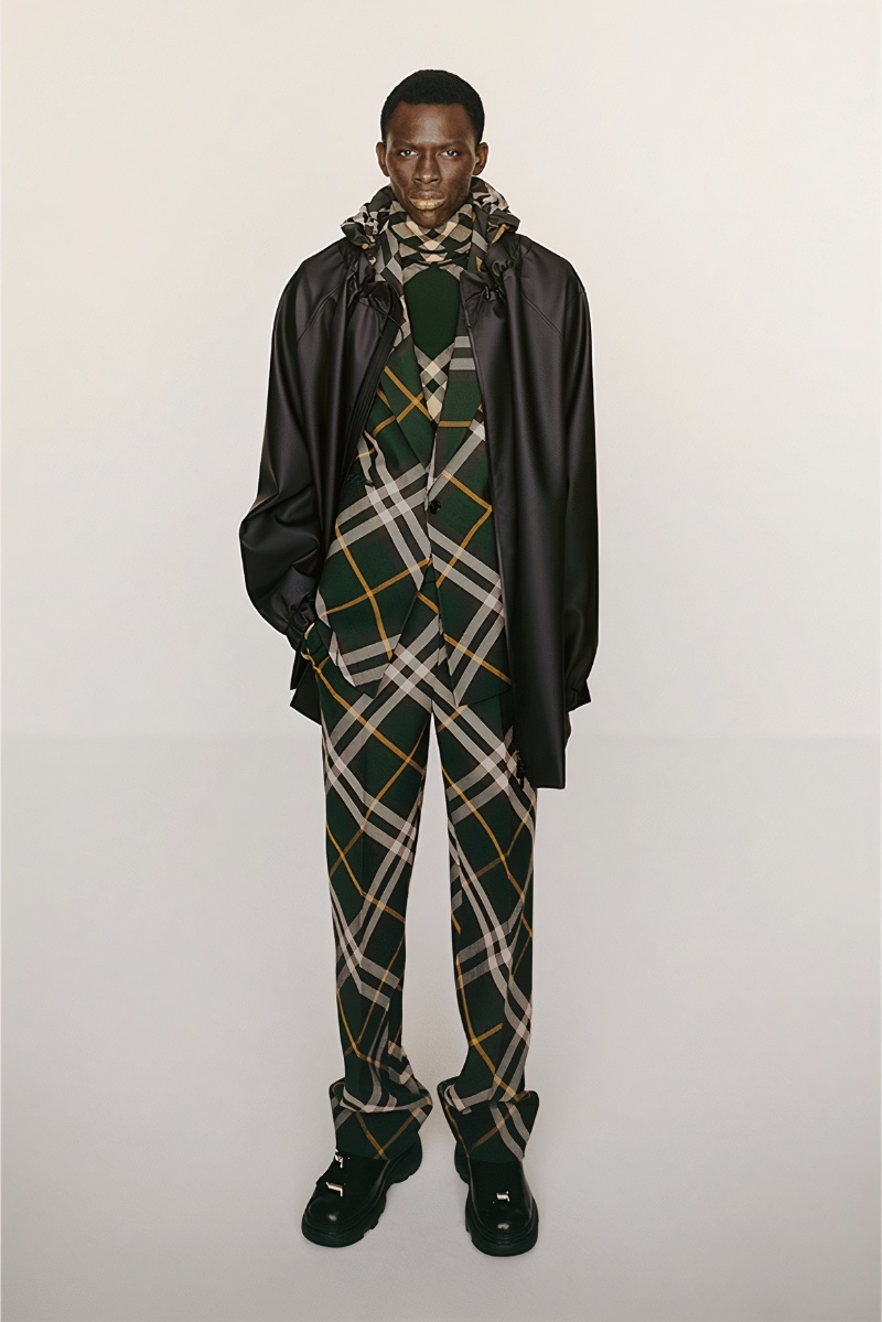 Burberry Resort 2024 Collection Men 019