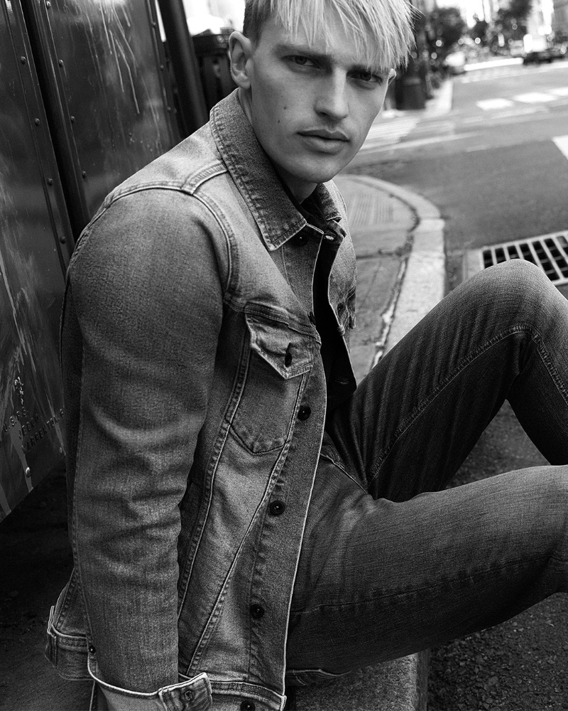 Appearing in a black-and-white image, Victor Nylander stars in DENHAM's spring-summer 2023 campaign. » Victor Nylander Takes to New York for DENHAM Campaign Appearing in a black-and-white image, Victor Nylander stars in DENHAM's spring-summer 2023 campaign.