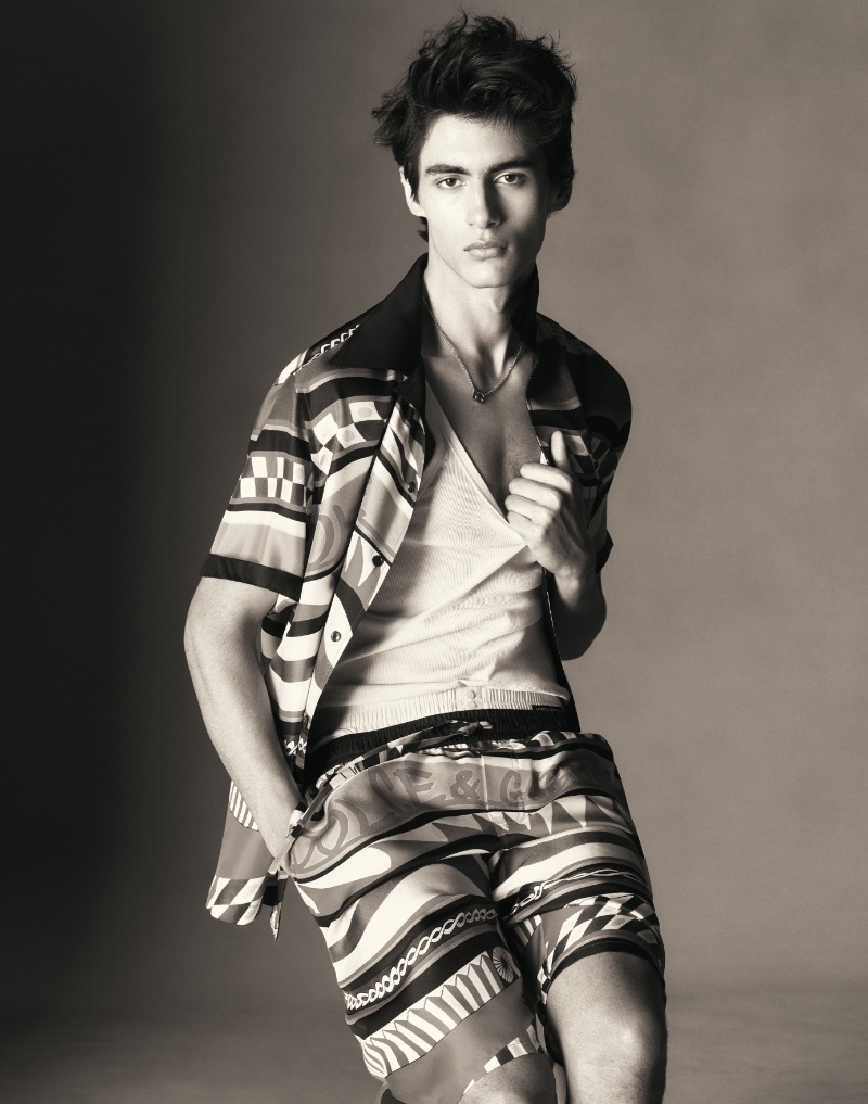 Akbar Shamji appears in the Dolce & Gabbana Carretto campaign. 