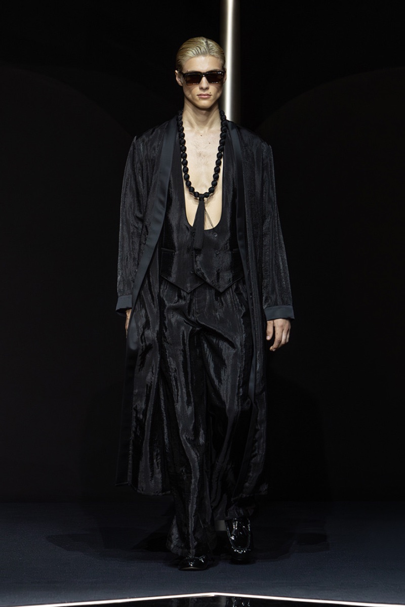 Emporio Armani Spring 2024: Moonlight Elegance