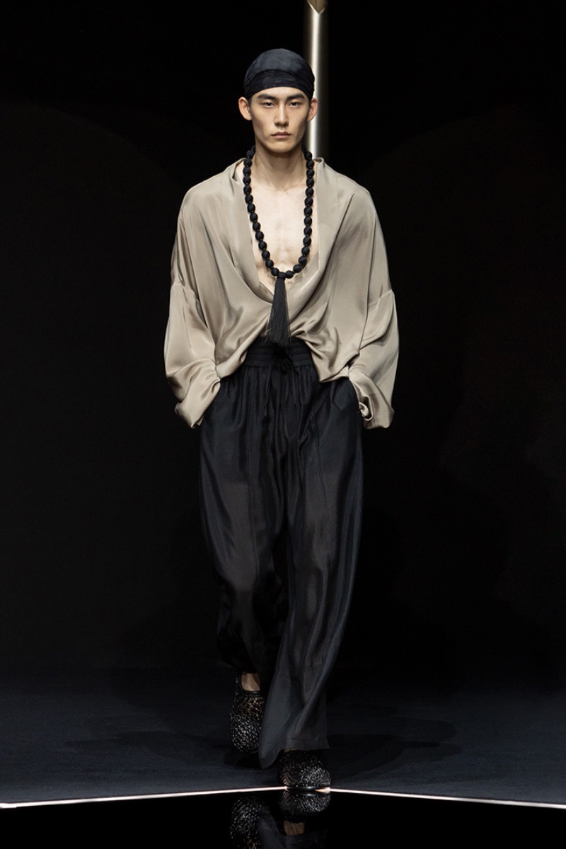 Emporio Armani Spring 2024: Moonlight Elegance