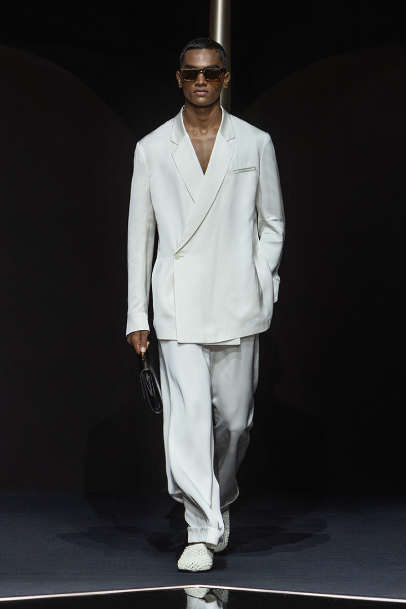 Emporio Armani Spring 2024: Moonlight Elegance