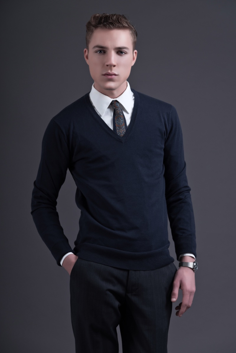 Funeral Attire Men Black V-Neck Sweater