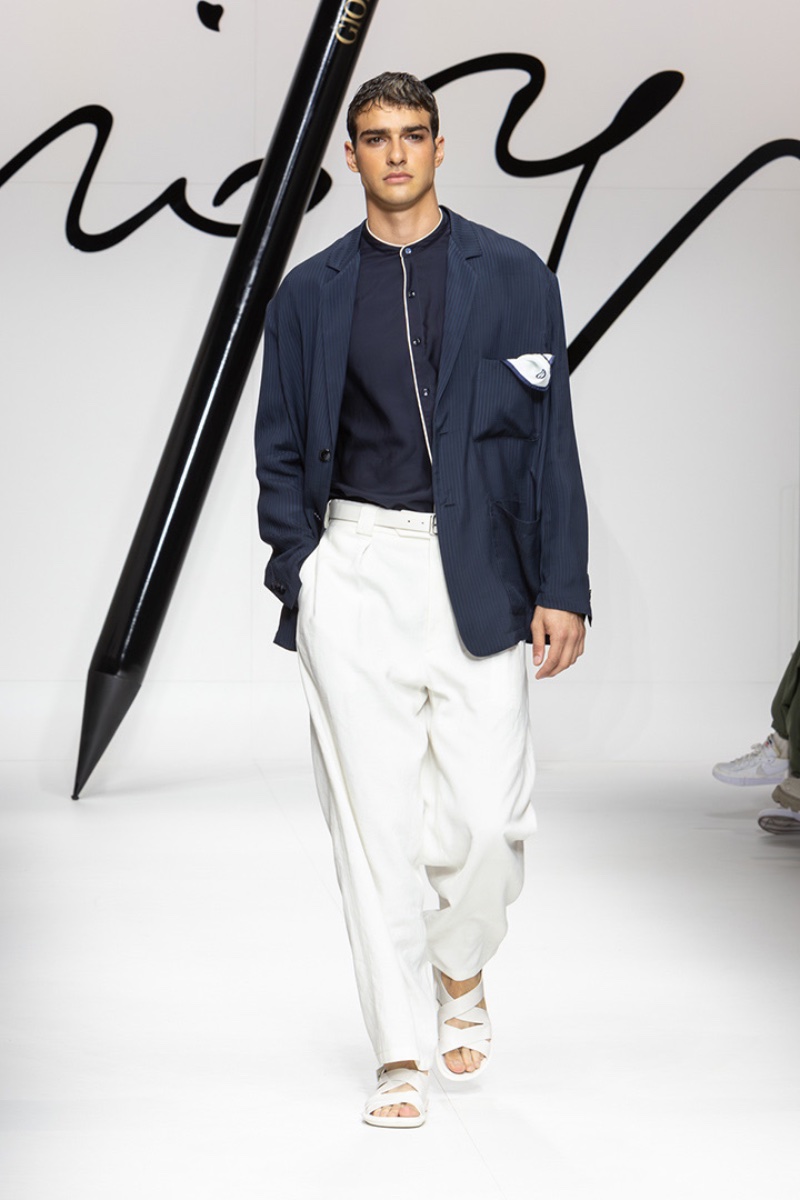 Giorgio Armani Spring Summer 2024 Collection Men 010