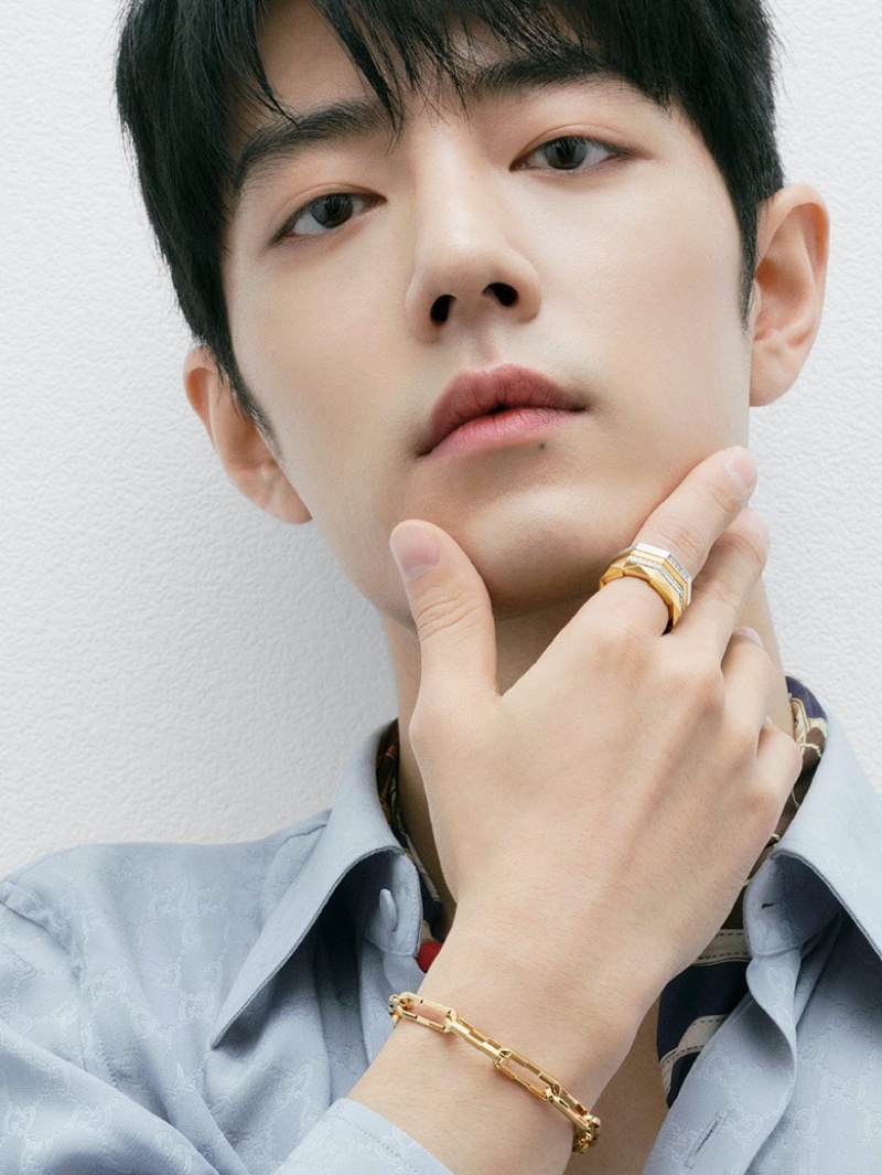 In the spotlight once more, Xiao Zhan fronts the Gucci Link to Love campaign. » Xiao Zhan Inspires in Gucci Link to Love Campaign In the spotlight once more, Xiao Zhan fronts the Gucci Link to Love campaign.