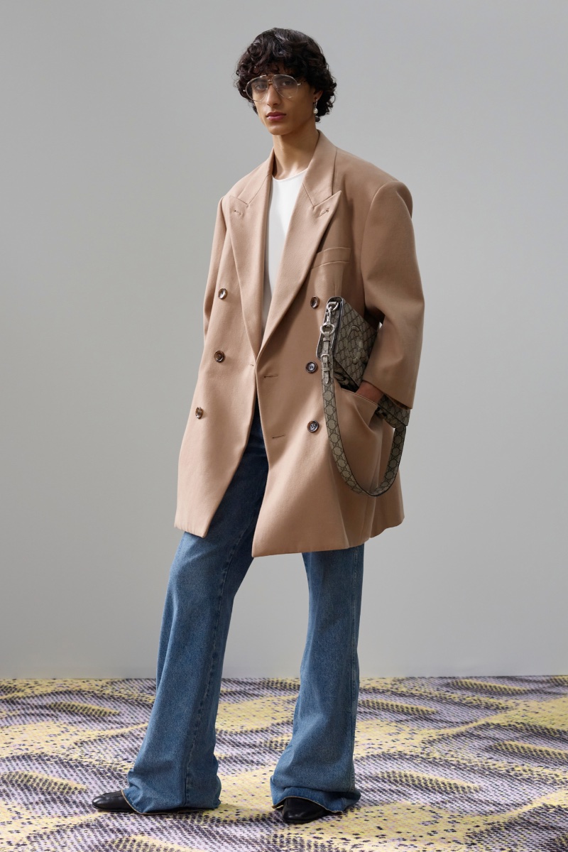 » Gucci Spring 2024: All About the Horsebit Loafer Gucci Spring Summer 2024 Collection Men 006