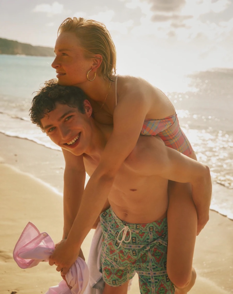 Valentin Humbroich models J.Crew's 7" stretch breaker board short $89.50. » J.Crew Turns the Tide with New Summer Swimwear Valentin Humbroich models J.Crew's 7" stretch breaker board short $89.50.