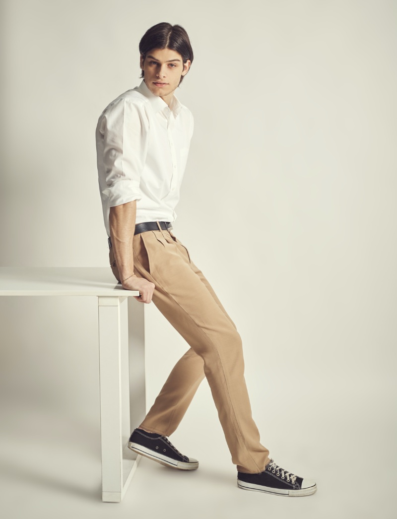 Khaki Pants for Men: The Best Options & How to Wear Them