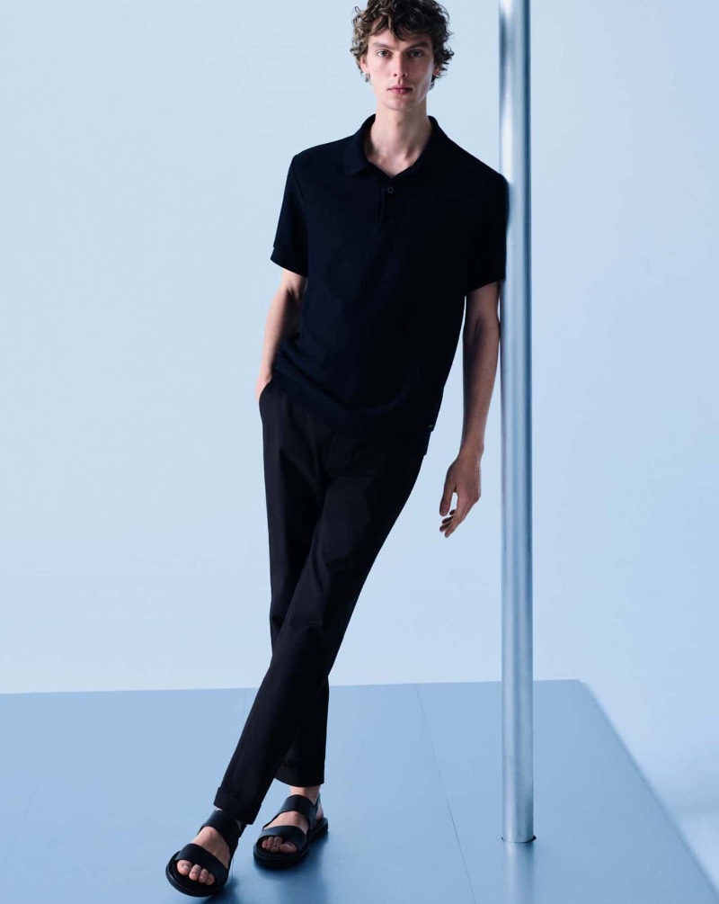 » Bluish: Leon Dame Rocks Blue Fashions for Massimo Dutti Leon Dame Massimo Dutti 2023 002