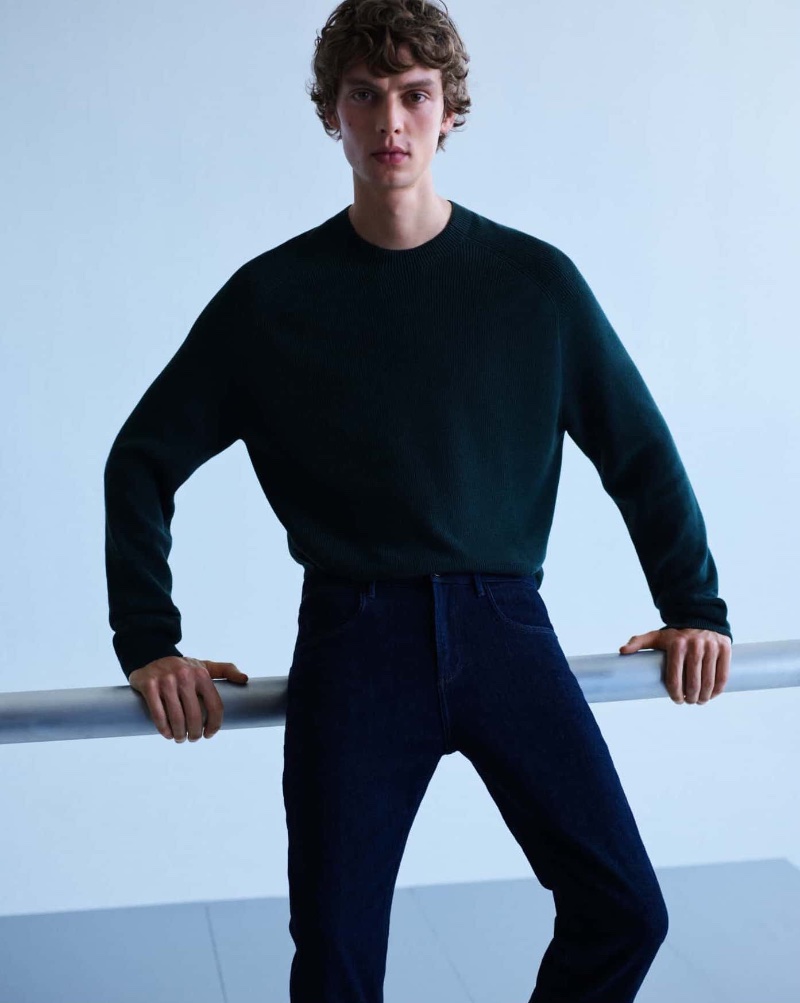 » Bluish: Leon Dame Rocks Blue Fashions for Massimo Dutti Leon Dame Massimo Dutti 2023 004