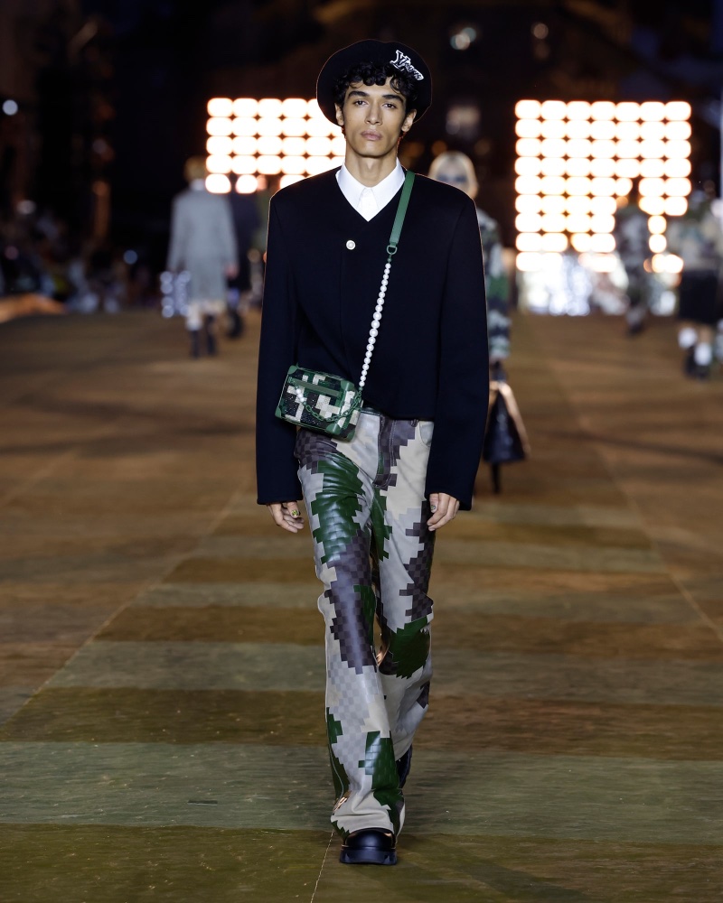 Louis Vuitton: Louis Vuitton Introduces A Formal Men's Wardrobe For  Spring-Summer 2024 - Luxferity