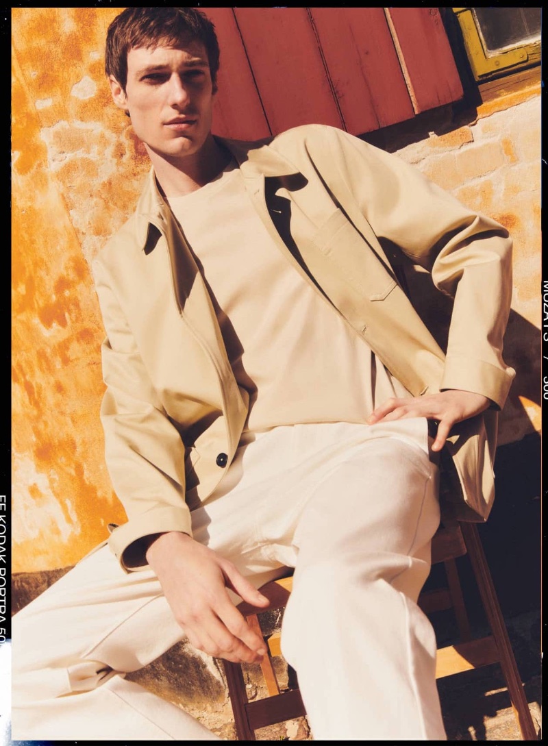 Embracing light neutral tones, Tommaso de Benedictis wears Massimo Dutti Studio.