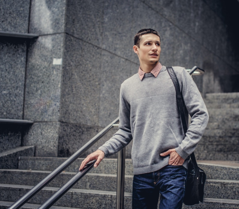 Minimalist Wardrobe Men Grey Sweater » Minimalist Wardrobe Essentials for Men: The Ultimate Guide Minimalist Wardrobe Men Grey Sweater