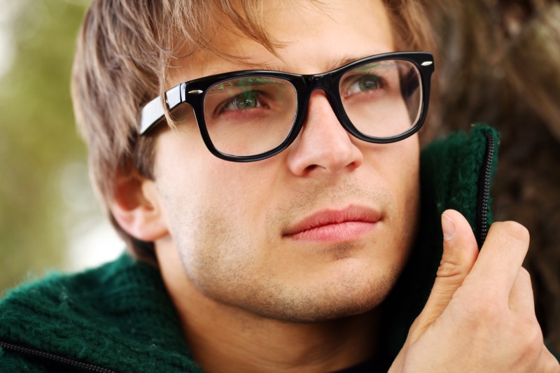 Modern Trendy Mens Glasses Black Frames Round Face