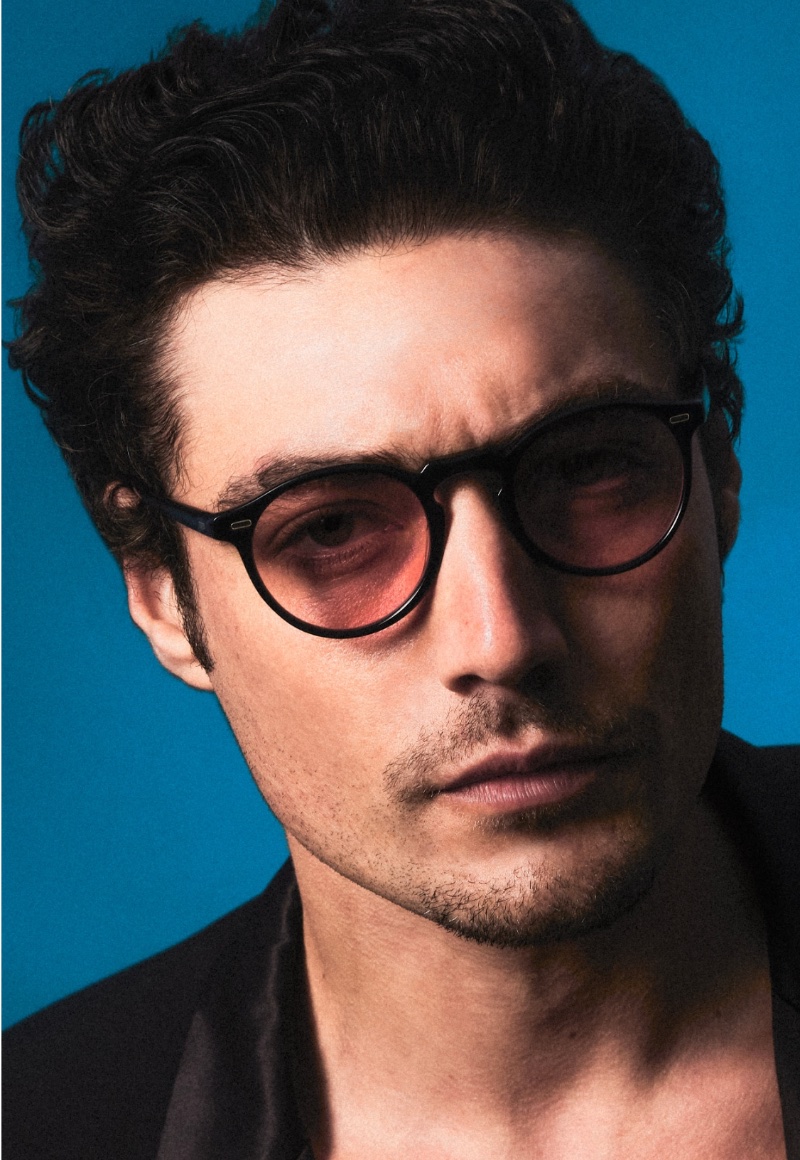 In front and center, Levi Dylan sports Oliver Peoples' Gregory Peck sunglasses.