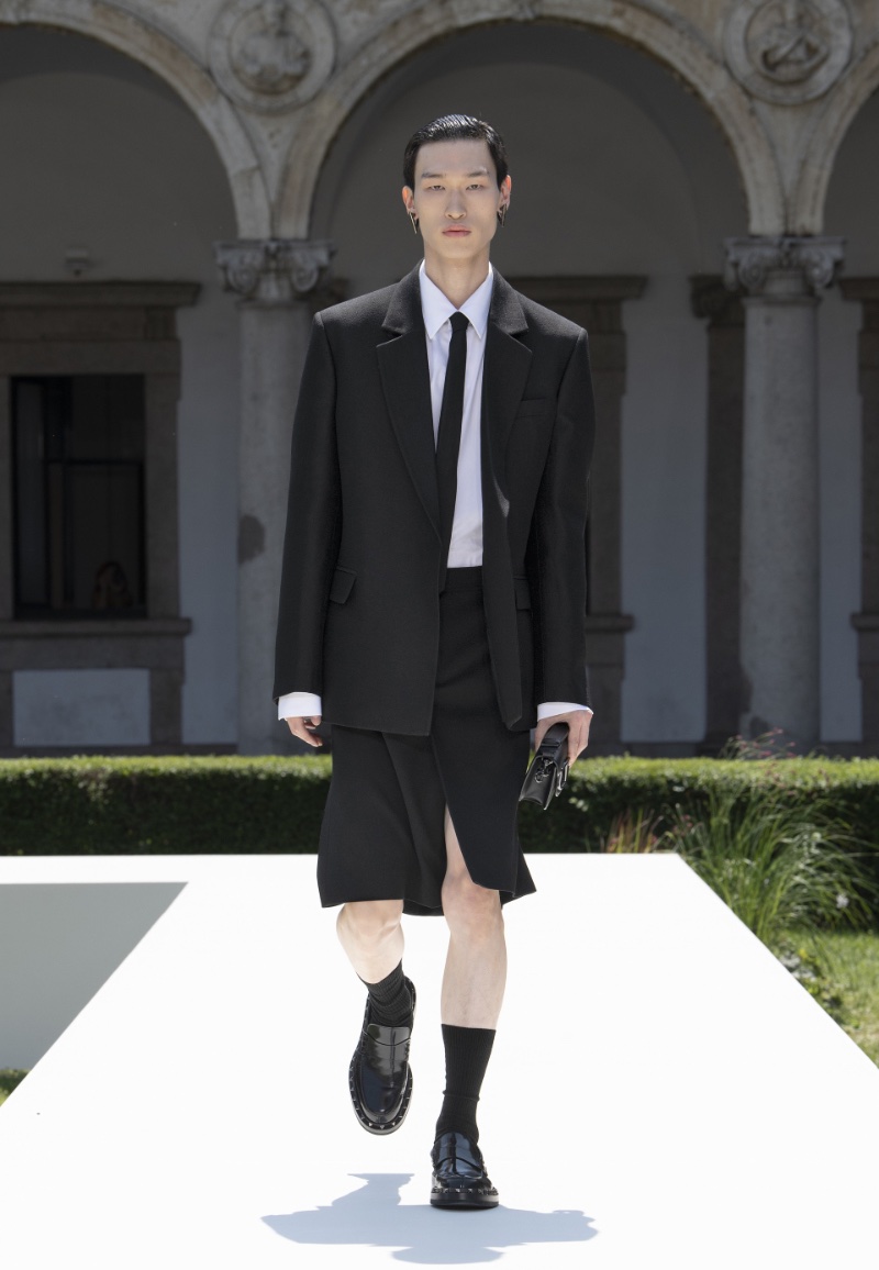 Valentino Spring Summer 2024 Collection Men 014