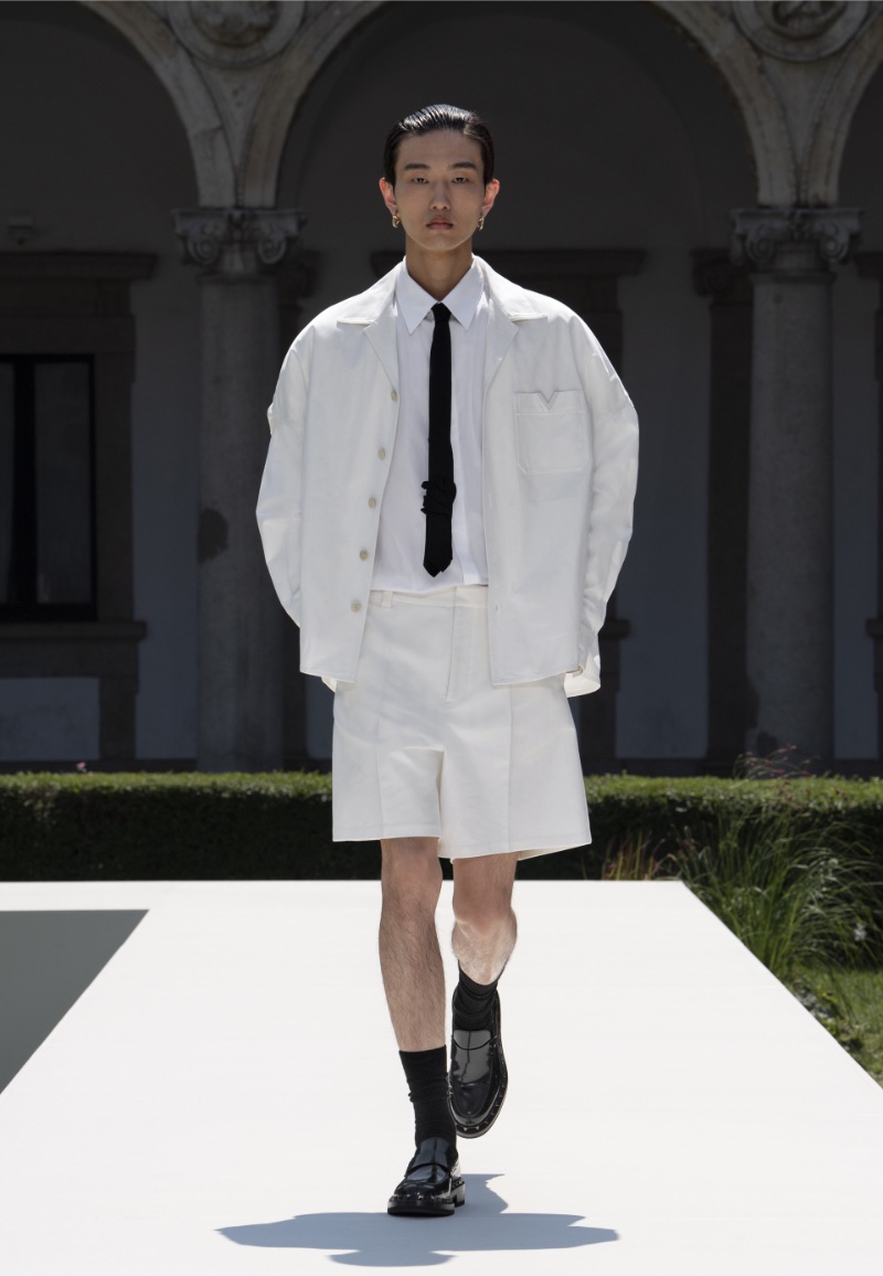 Valentino Spring Summer 2024 Collection Men 015