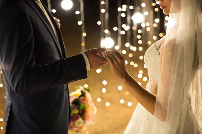 Bride Groom Entrance Illuminate