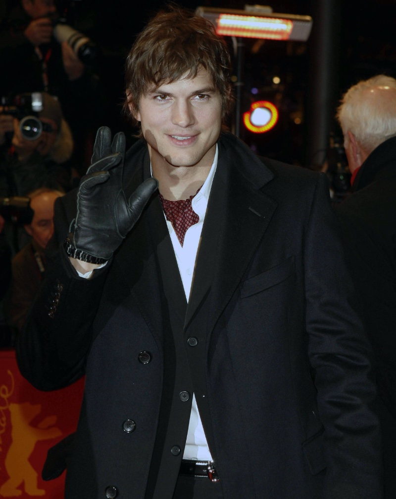 Cravat Ascot Ashton Kutcher Berlin