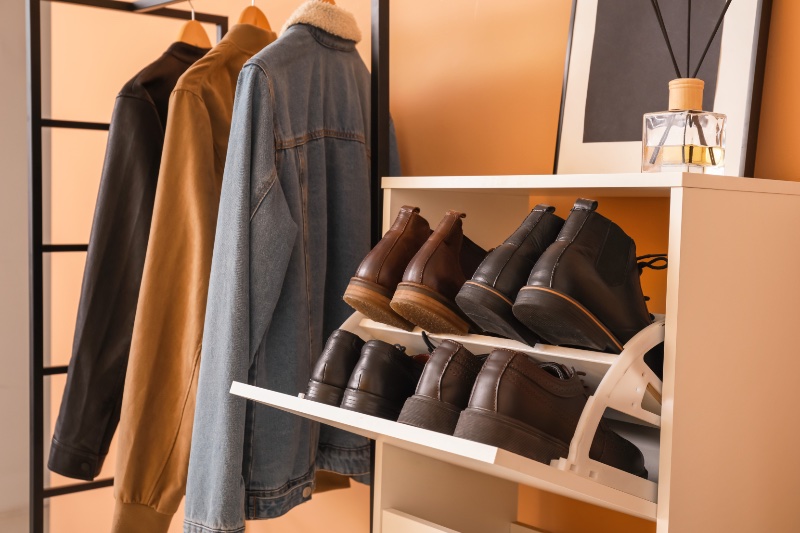 How to Dress Well Men Footwear Maintenance » How to Dress Better for Men: Mastering the Art How to Dress Well Men Footwear Maintenance