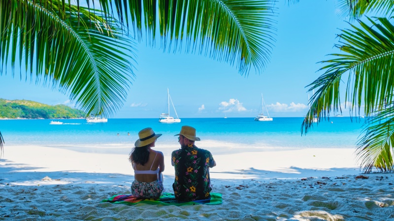 Tropical Beach Hooneymoon Tropical Beach Hooneymoon