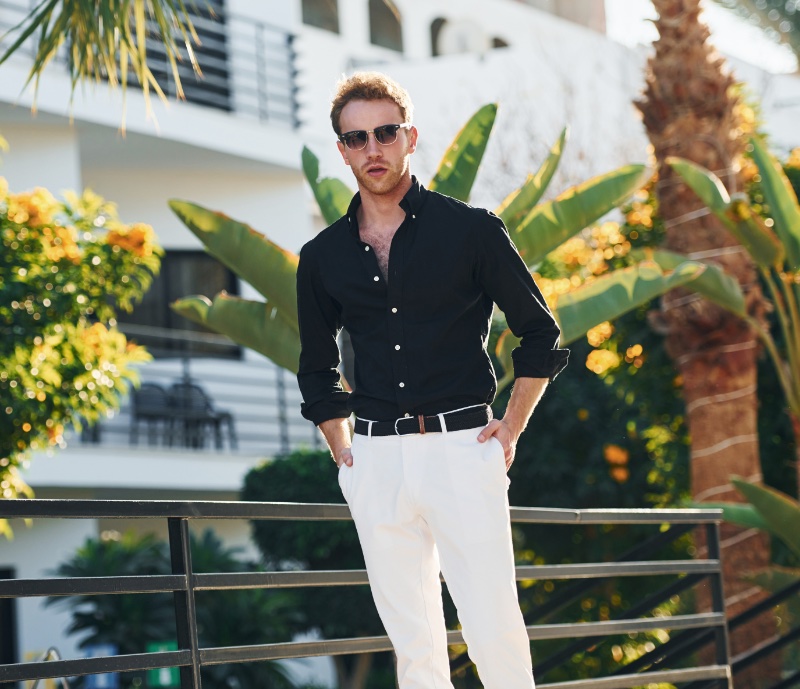 Drik vand erklære samling The White Pants Outfit for Men: How to Nail the Look