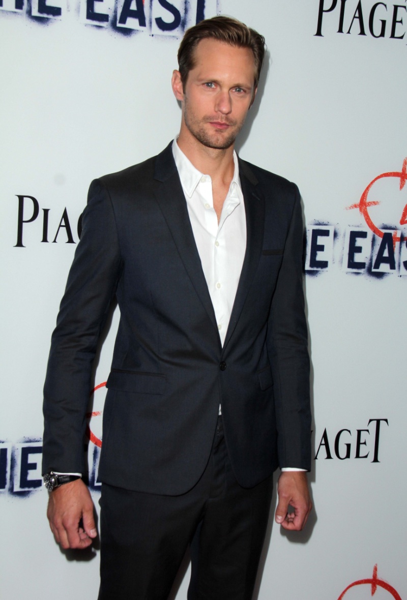 Alexander Skarsgard Unbuttoned Shirt Suit No Tie 2013