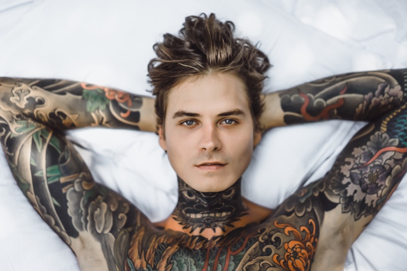 Art of Tattoos Man Bed