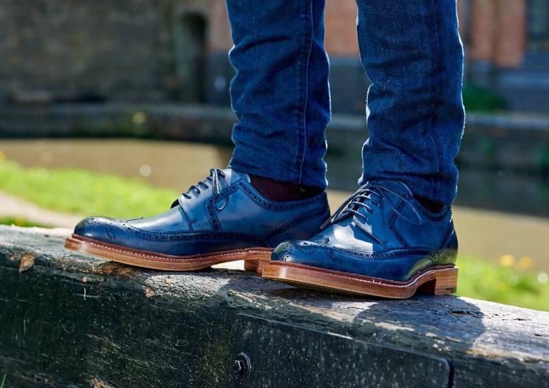Brogue Shoes Barker Bailey Navy Hand Painted Wingtip Derby Shoe » 12 Types of Dress Shoes for Men: Popular Styles to Wear Brogue Shoes Barker Bailey Navy Hand Painted Wingtip Derby Shoe