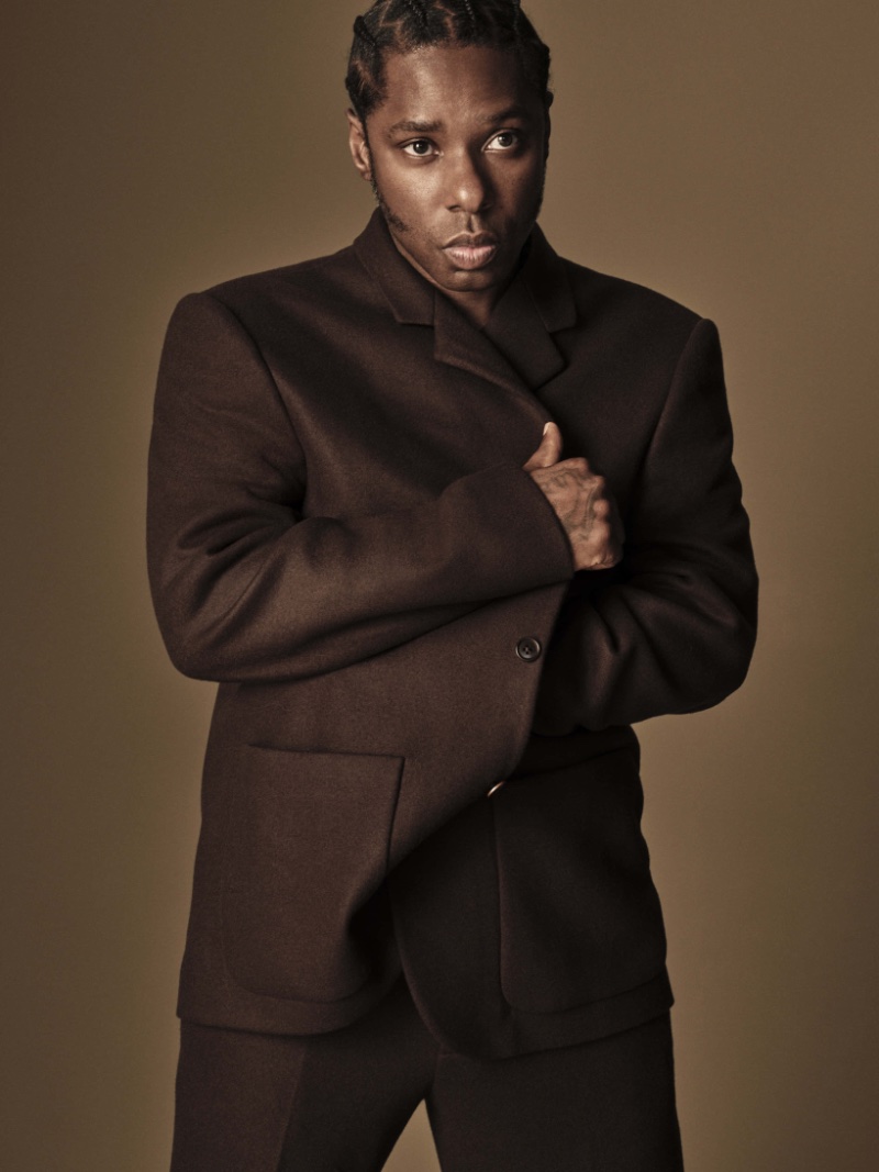 Curtis Harding fronts COS' fall-winter 2023 campaign in a sartorial number. 