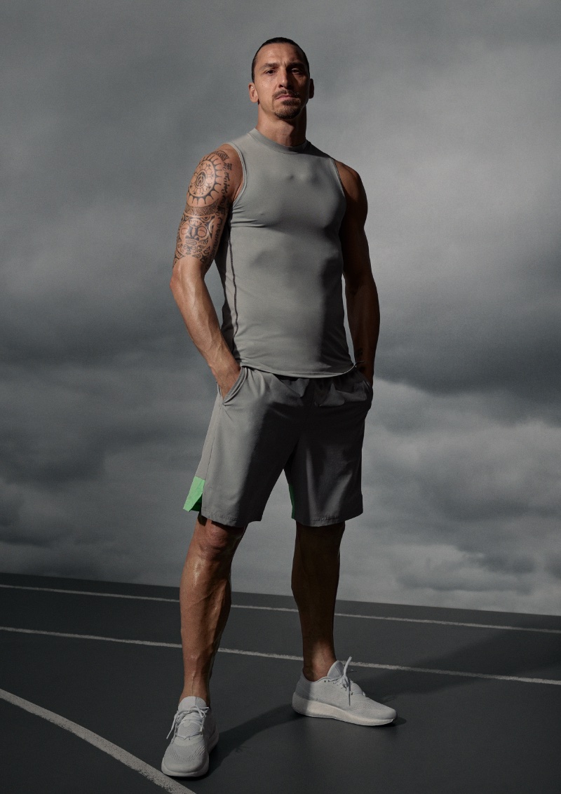 Zlatan Ibrahimović fronts the new H&M Move campaign. » Zlatan Ibrahimović + More Get Active for H&M Move Fall 2023 Zlatan Ibrahimović fronts the new H&M Move campaign.