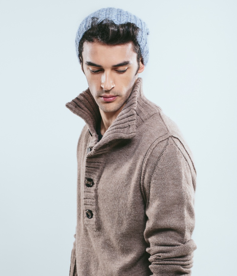 Henley Sweater Men » Types of Sweaters for Men: Discover the Essential Styles Henley Sweater Men