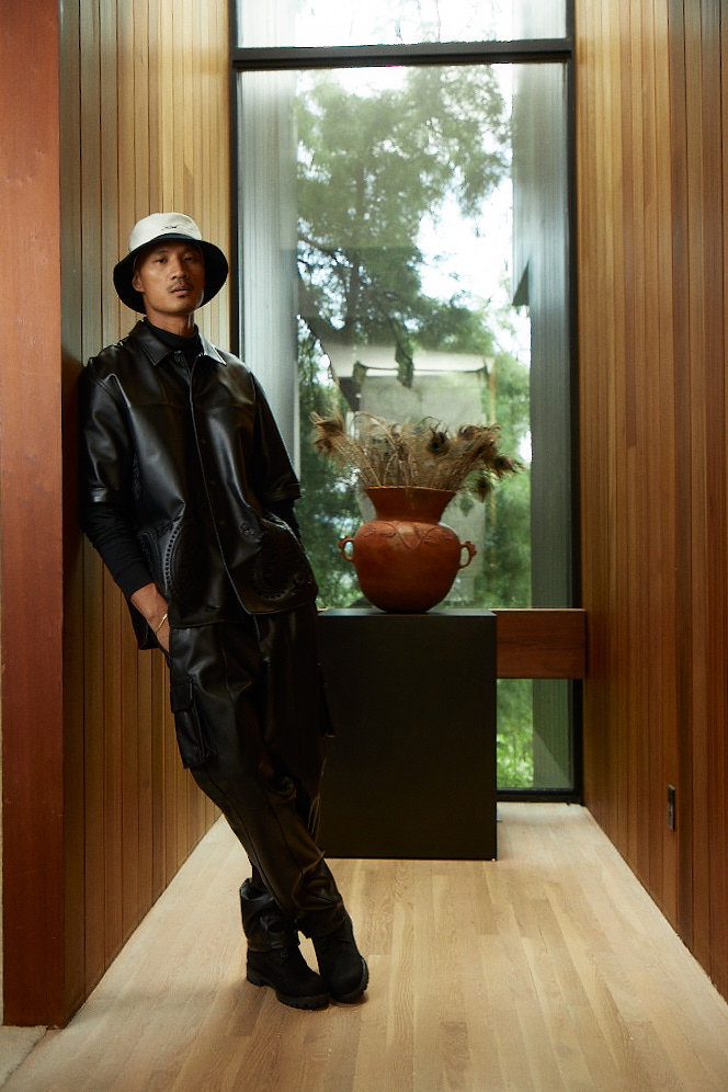 Paolo Roldan sports a black leather look from Kith's fall 2023 collection. » Brian Cox Stars in Kith Fall 2023 Campaign Paolo Roldan sports a black leather look from Kith's fall 2023 collection.