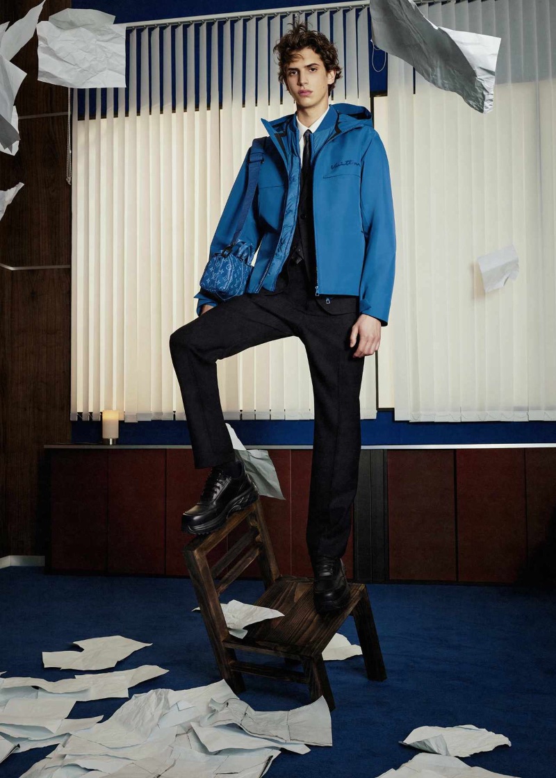 Louis Vuitton Men's Pre Fall 2022 Campaign (Louis Vuitton)